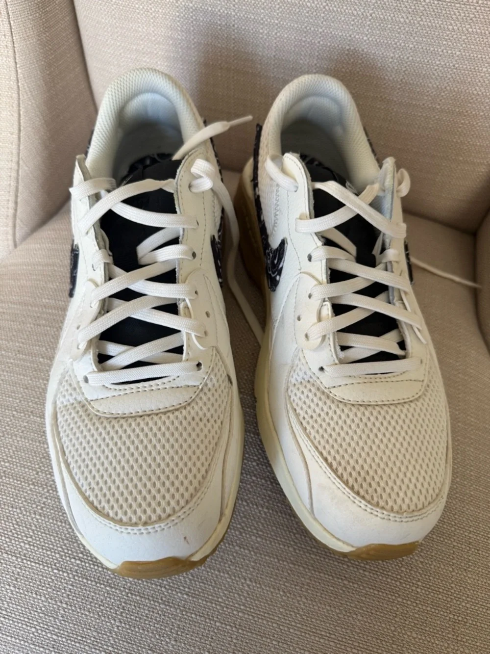 Nike Air Max Excee Sail Black Paisley Sneakers Women’s 8.5 White Gum Sole